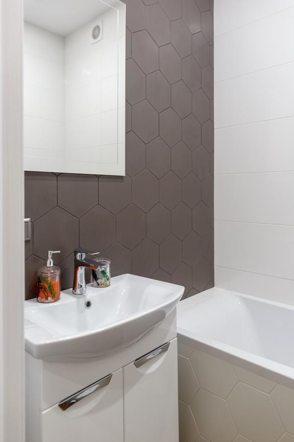 Charming Apartment In The City Center Lviv Exterior foto